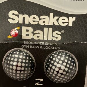 Deodorizer for Kids Shoes - Black and White